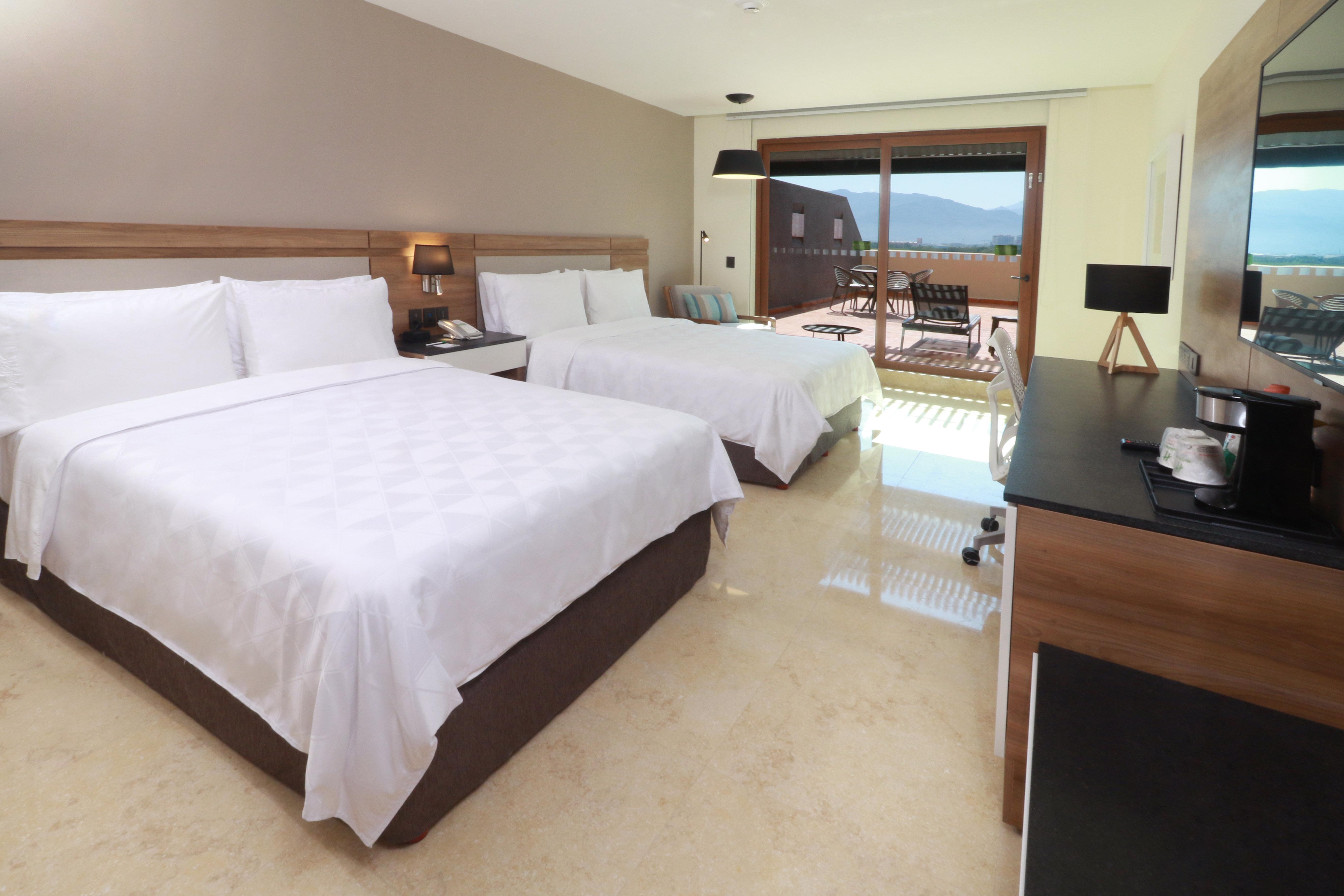 Holiday Inn & Suites - Puerto Vallarta Marina & Golf By Ihg Eksteriør bilde