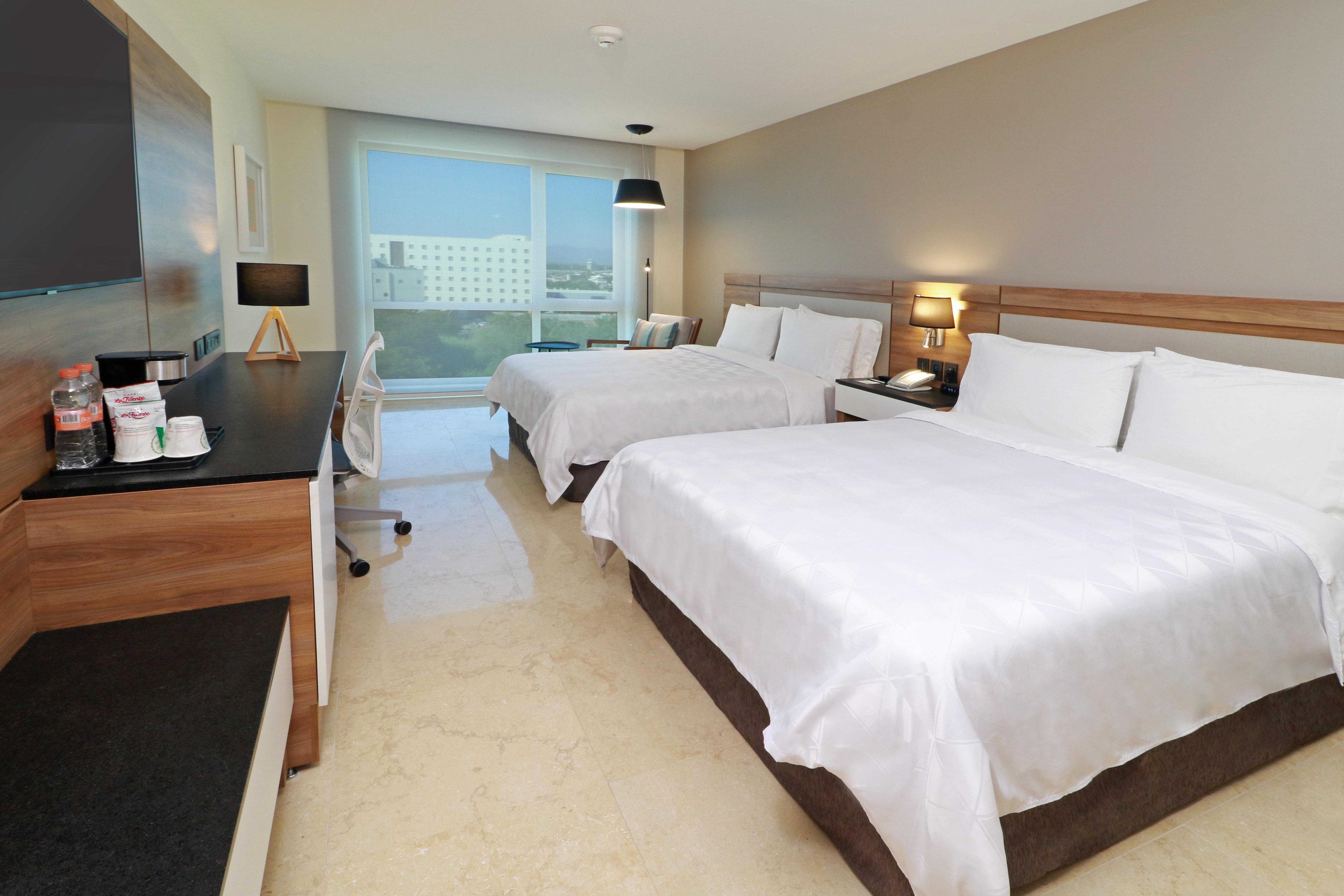 Holiday Inn & Suites - Puerto Vallarta Marina & Golf By Ihg Eksteriør bilde