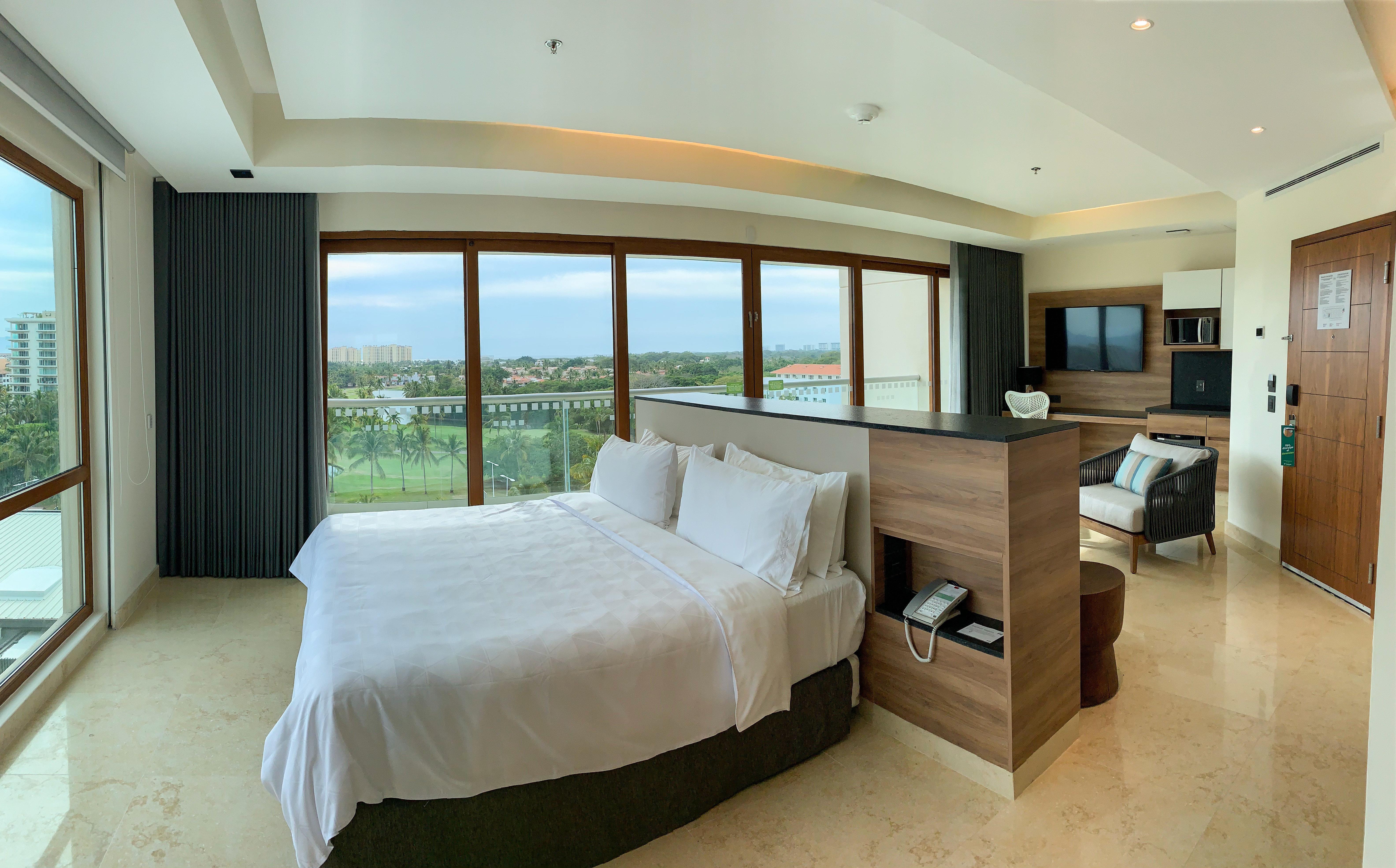 Holiday Inn & Suites - Puerto Vallarta Marina & Golf By Ihg Eksteriør bilde
