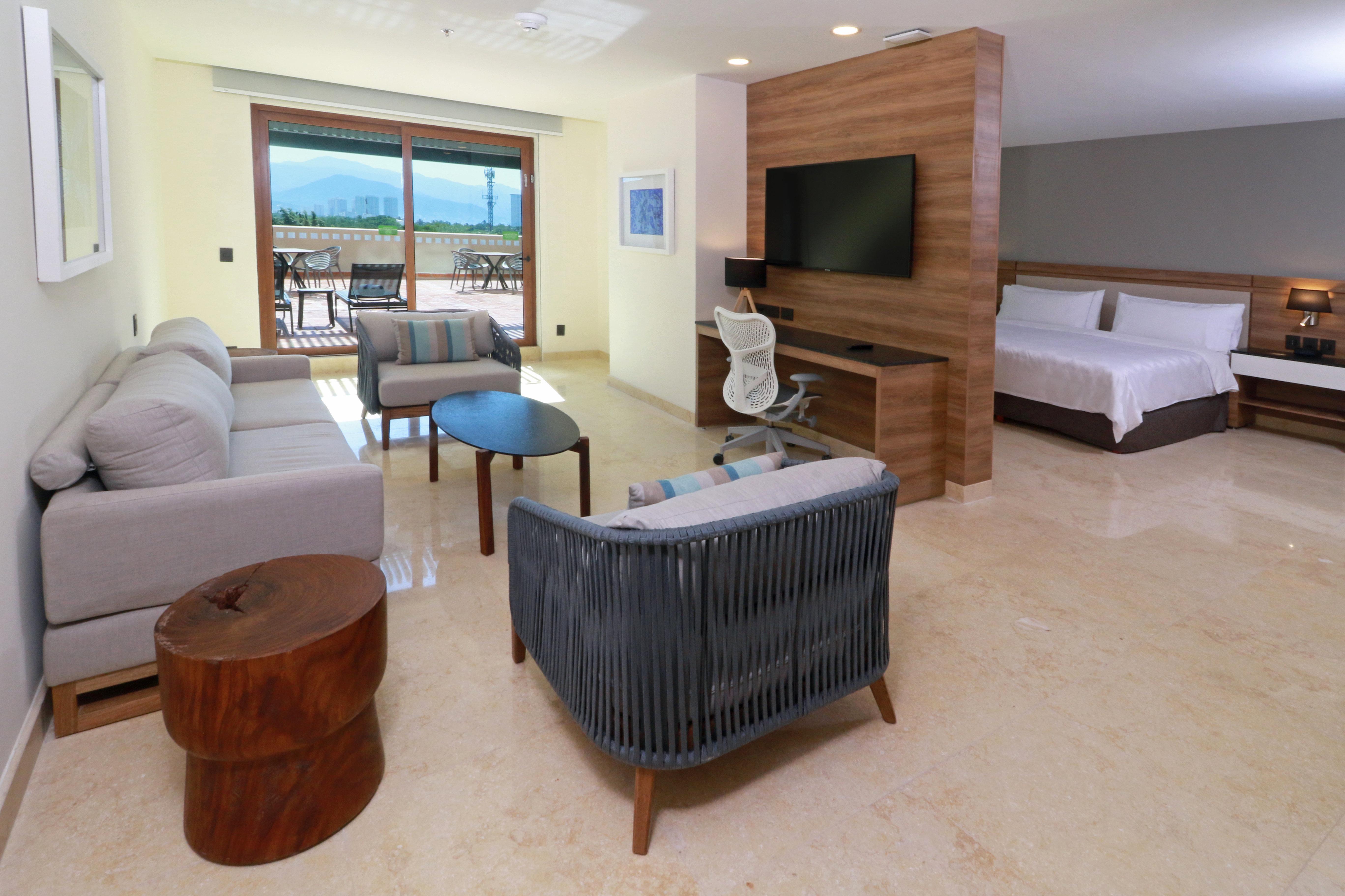 Holiday Inn & Suites - Puerto Vallarta Marina & Golf By Ihg Eksteriør bilde